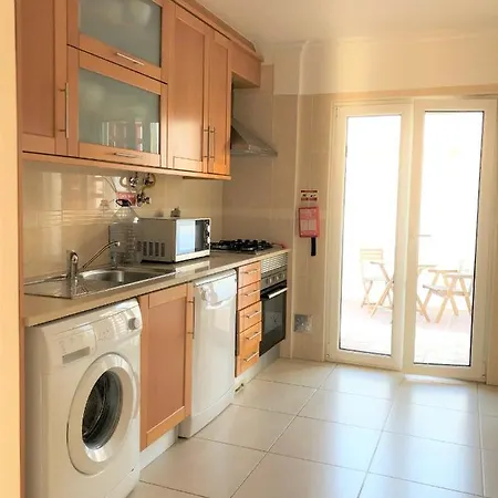Apartment Sea Avenue House - Center Baleal - Surfboard Included *