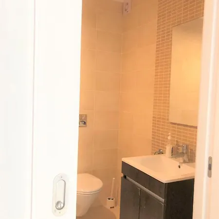 Apartment Sea Avenue House - Center Baleal - Surfboard Included *