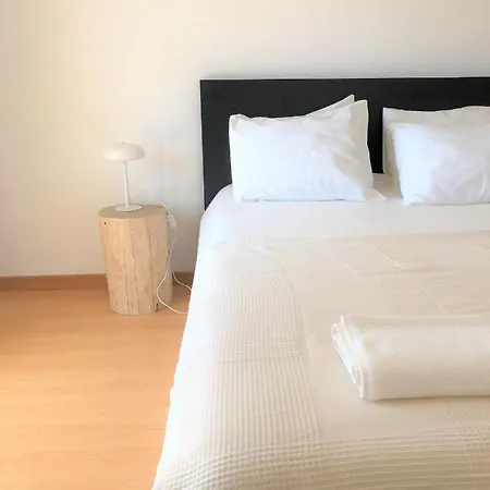 Sea Avenue House - Center Baleal - Surfboard Included Lägenhet