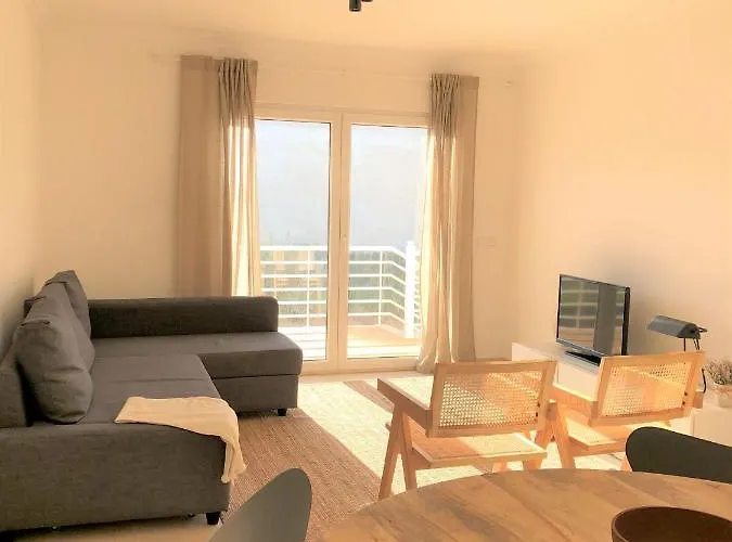 Sea Avenue House - Center Baleal - Surfboard Included 公寓