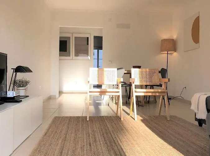 Sea Avenue House - Center Baleal - Surfboard Included 公寓 *