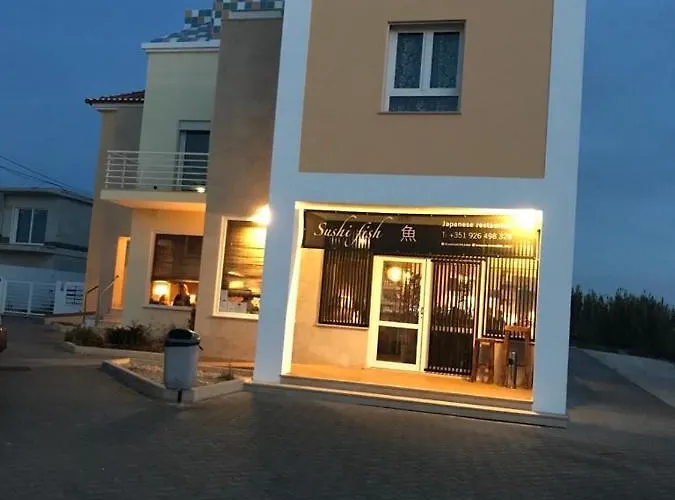 公寓 Sea Avenue House - Center Baleal - Surfboard Included 费雷尔